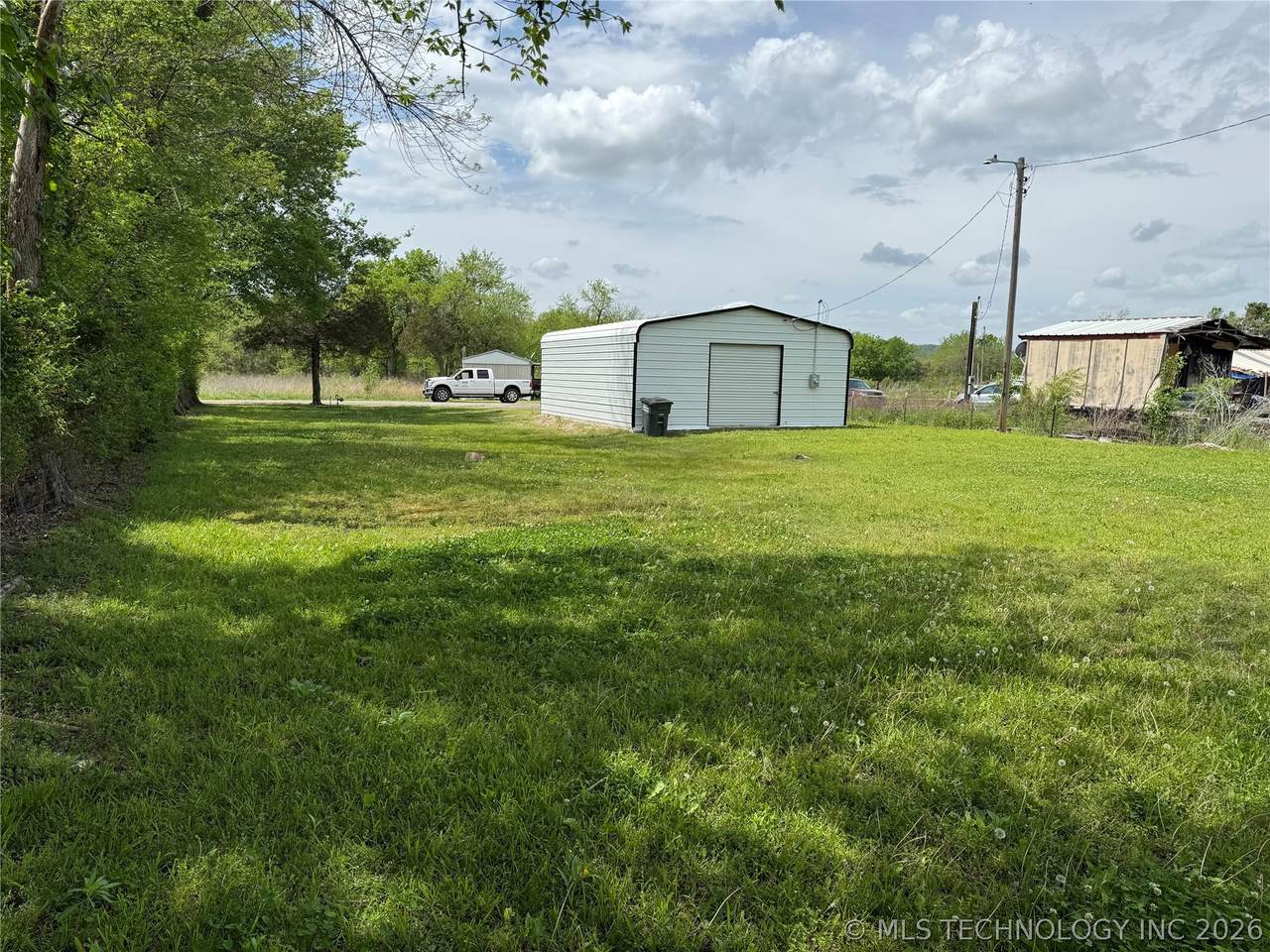 409 5th Street - Photo 1