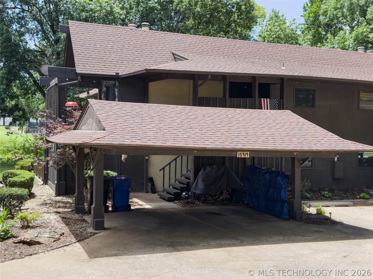 15919 131st Street - Photo 1