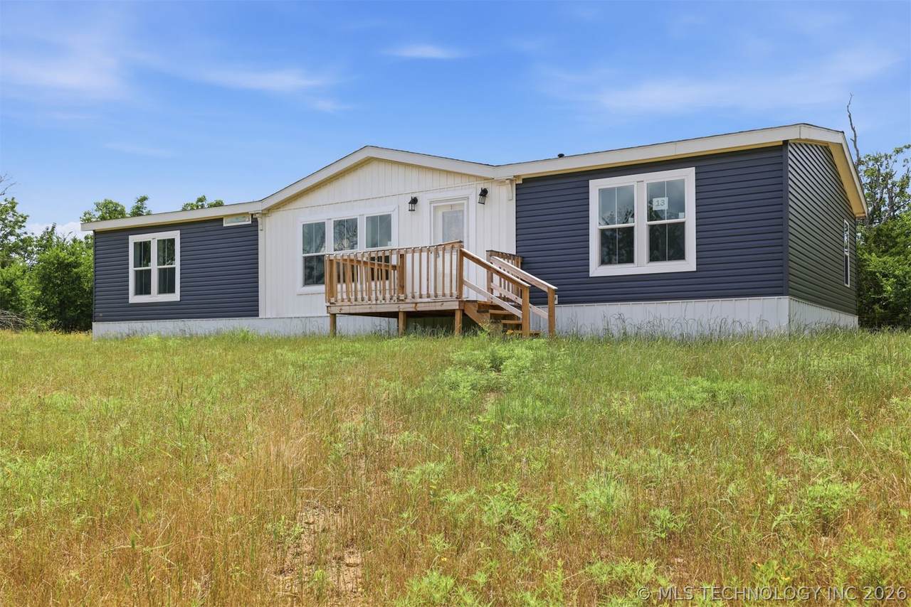 245 Bluebird Drive - Photo 1