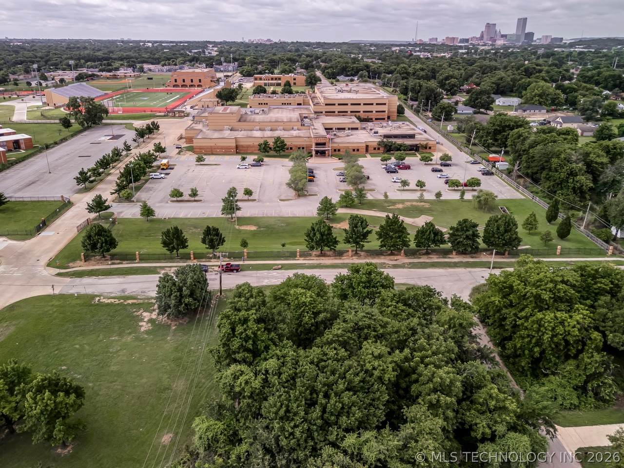 https://bt-photos.global.ssl.fastly.net/tulsa/1280_boomver_1_2622069-2.jpg