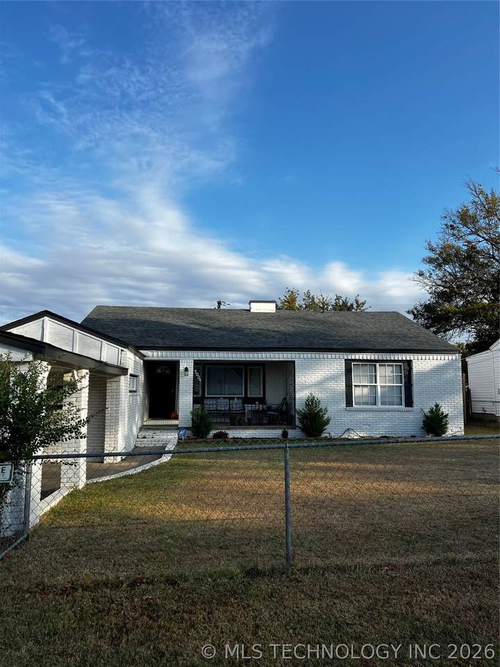 3024 Columbus Avenue - Photo 1