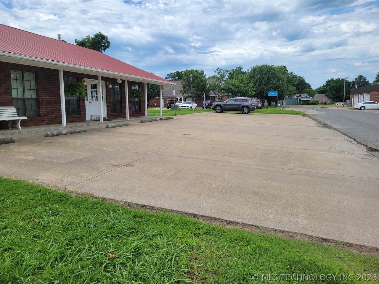 https://bt-photos.global.ssl.fastly.net/tulsa/1280_boomver_1_2622688-3.jpg