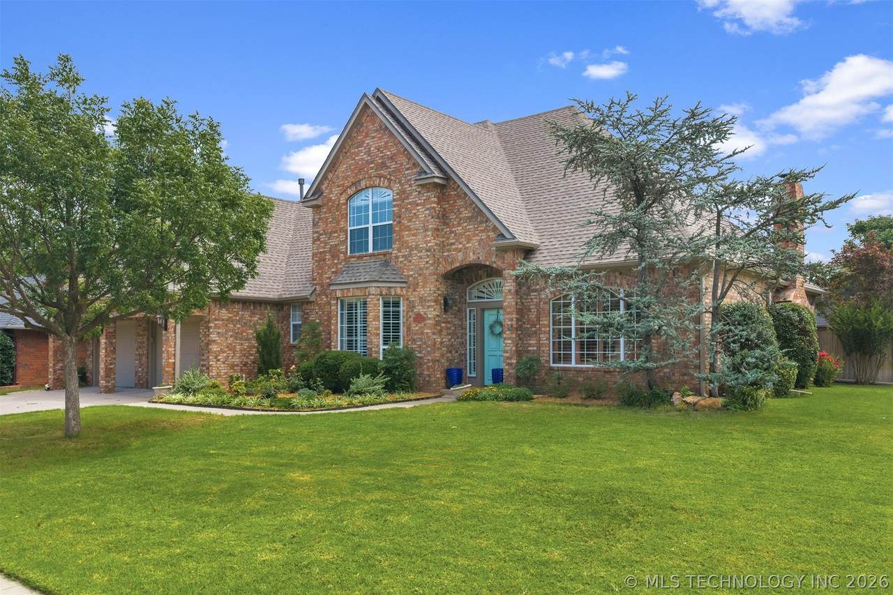 617 Riverwalk Court - Photo 1