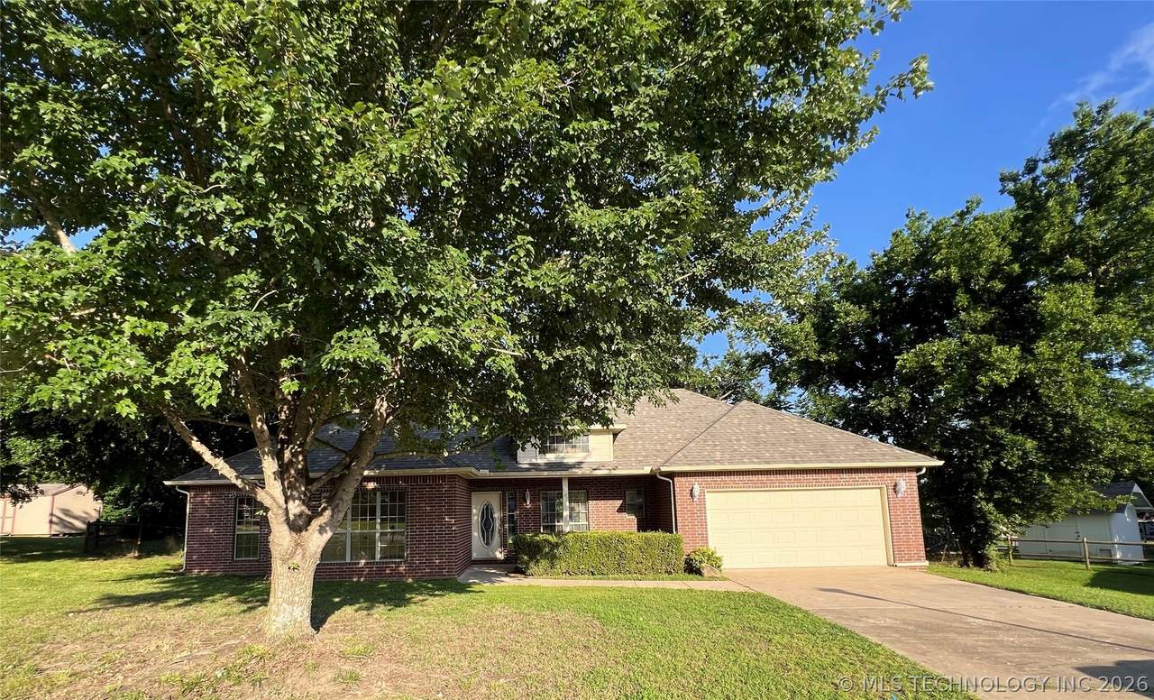 207 Breanna Street - Photo 1