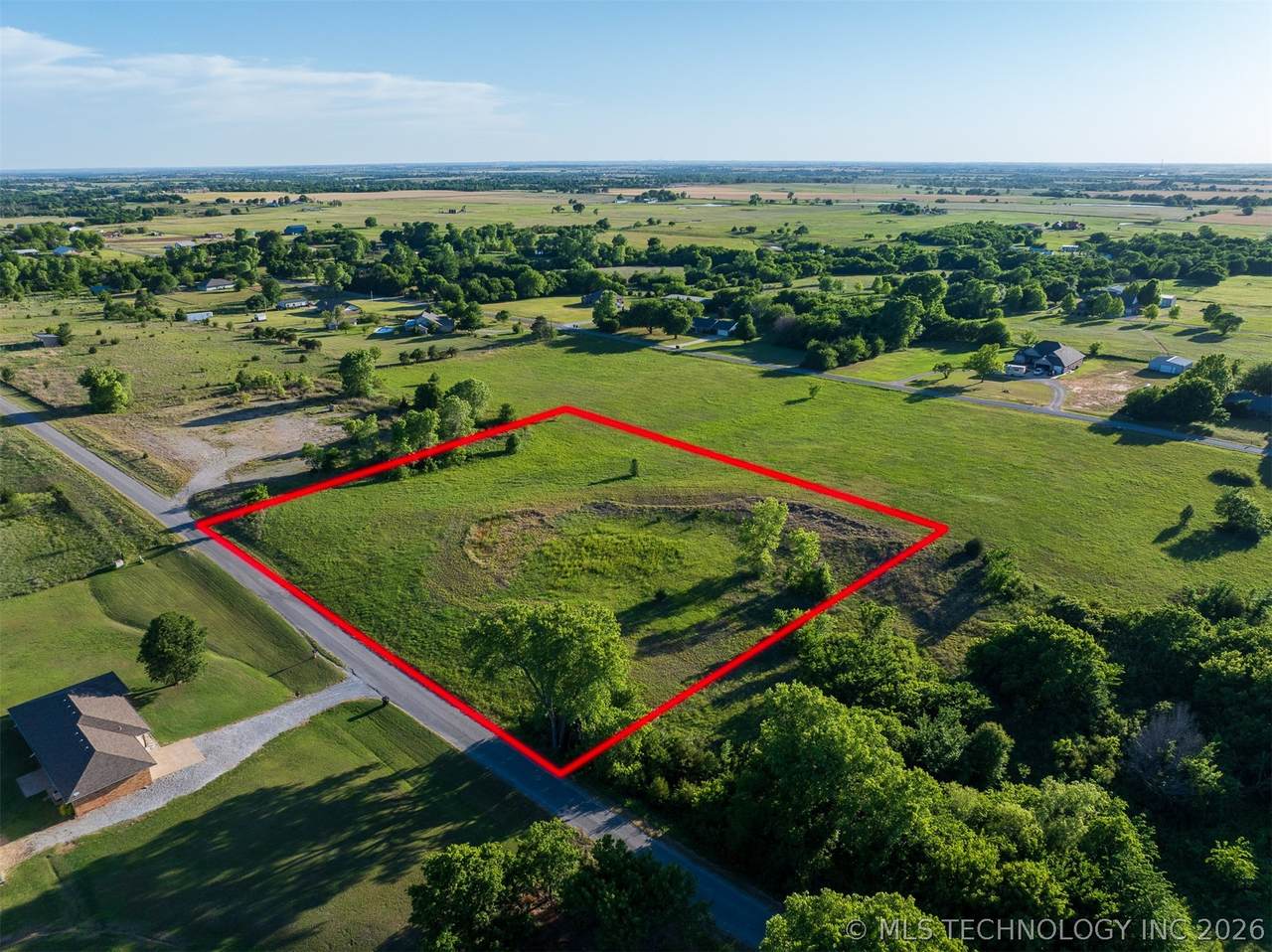4 County Road - Photo 1