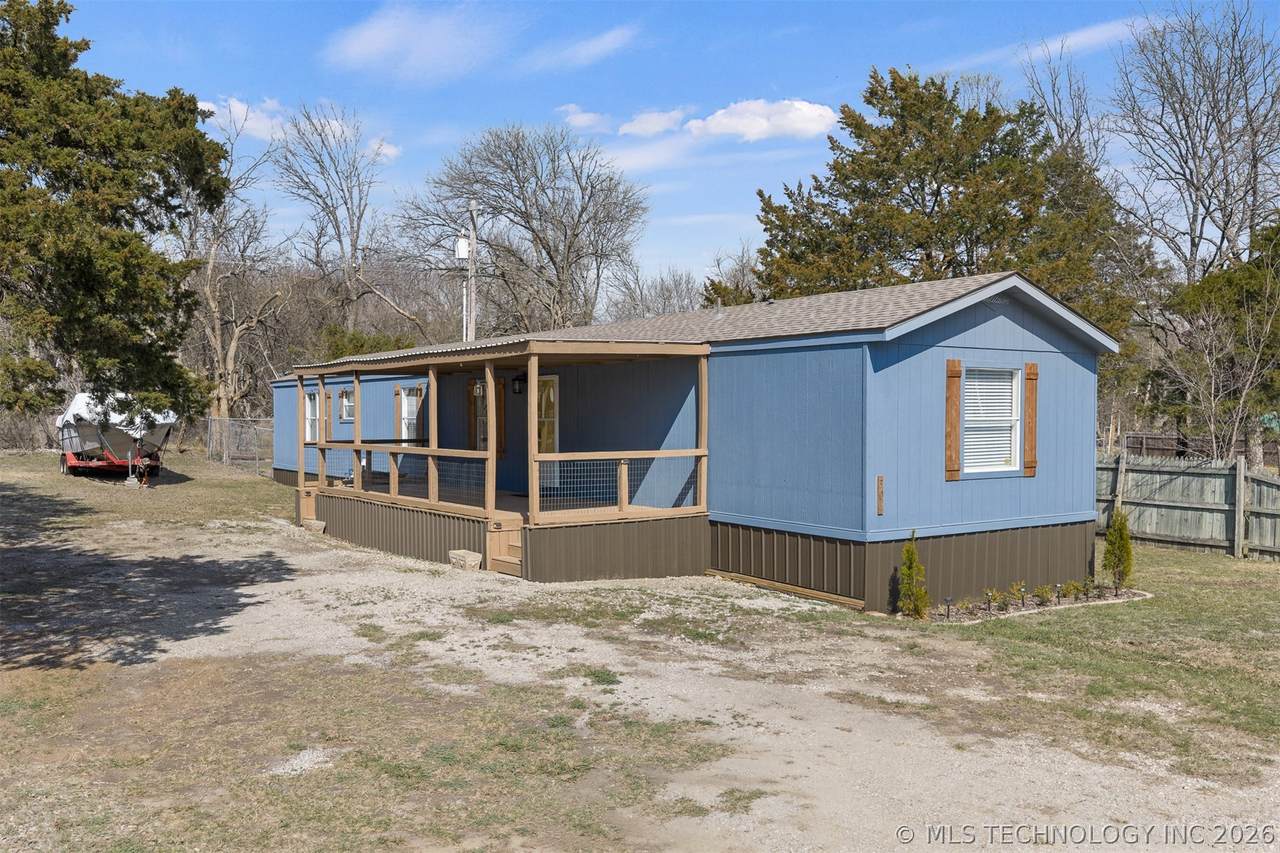 304 Centennial - Photo 1