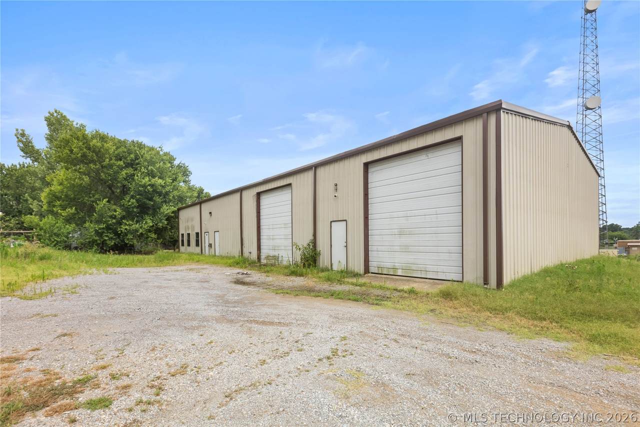 2247 Mockingbird Lane - Photo 1