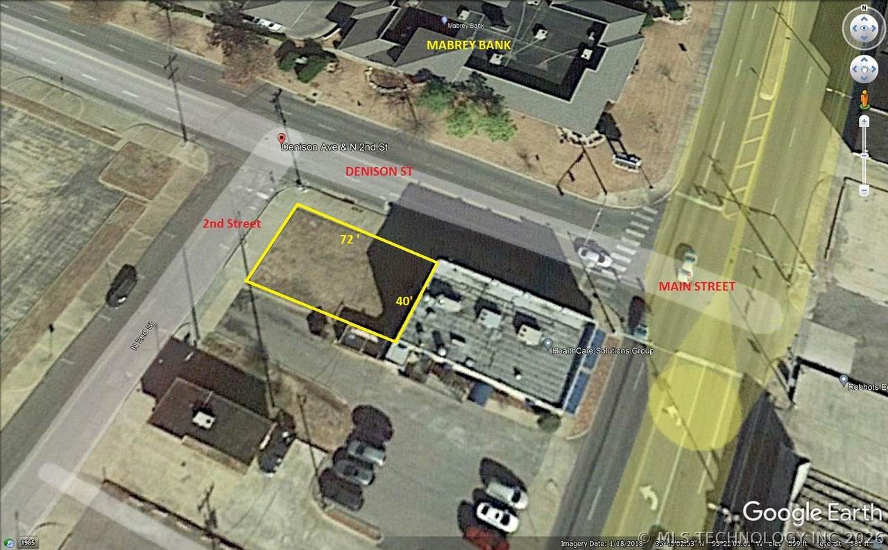  Denison Avenue - Photo 1