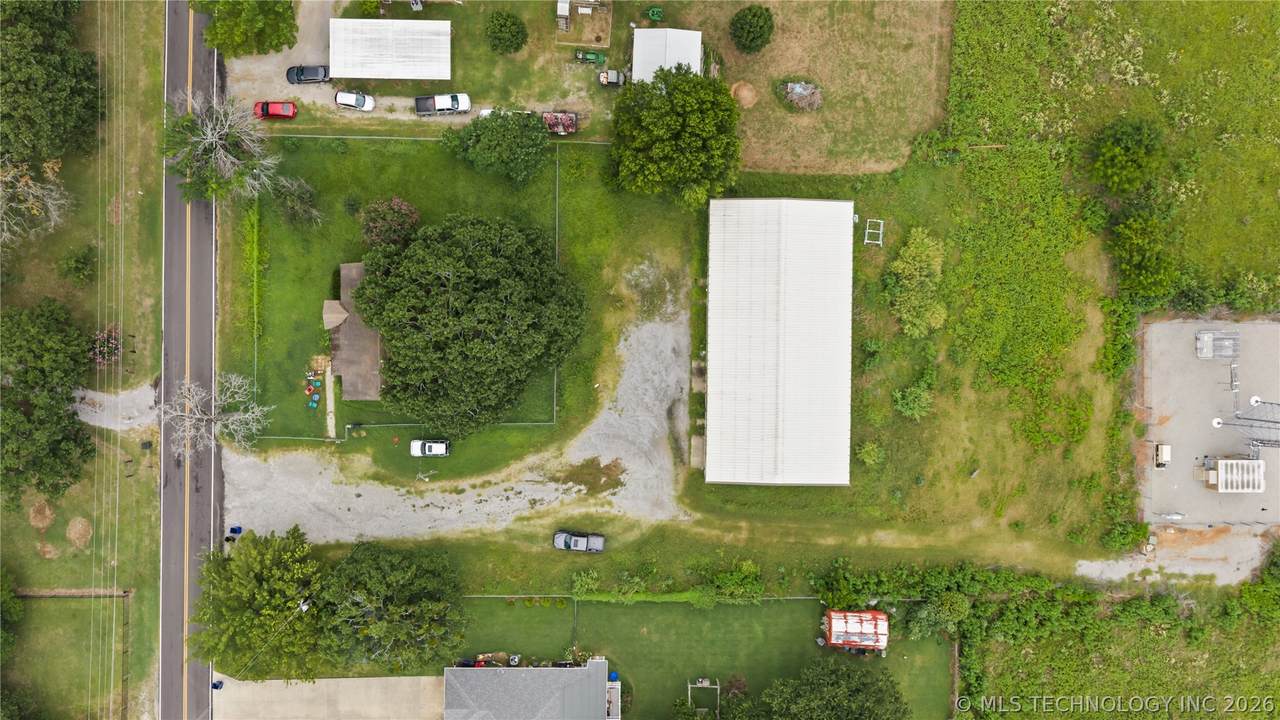 2247 Mockingbird - Photo 1