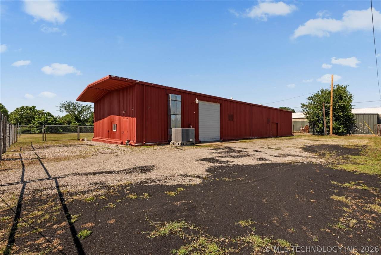 301 Morton Avenue - Photo 1