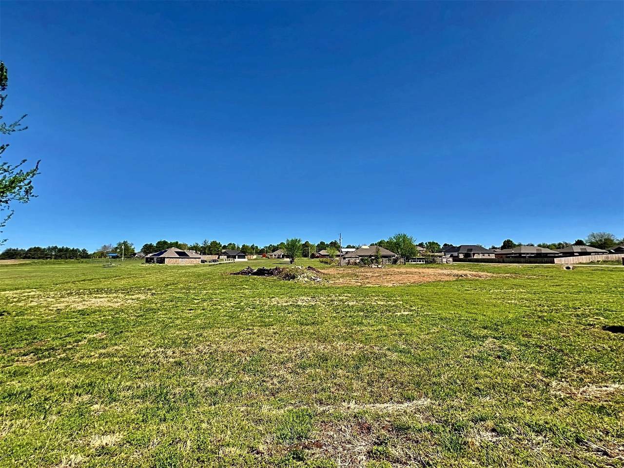 17530 Tray Road - Photo 1