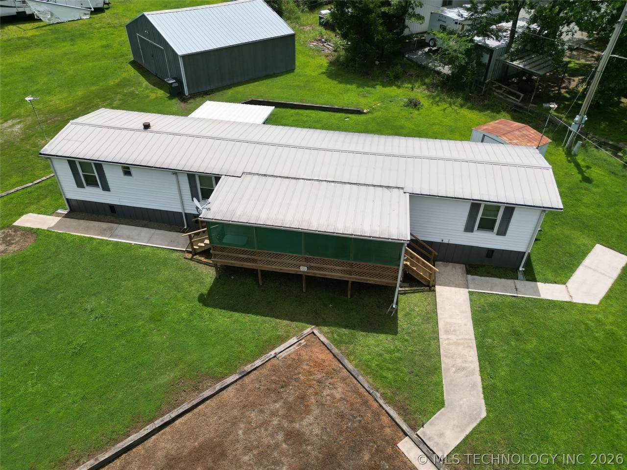 430378 1152 Road - Photo 1
