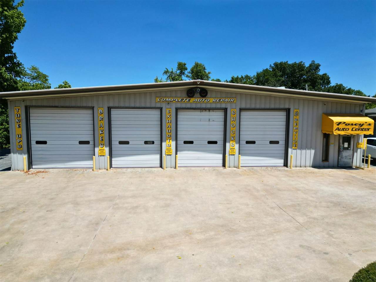 800 Lonnie Abbott Boulevard - Photo 1