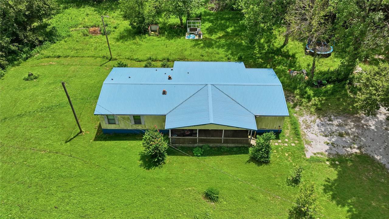 16874 570 Road - Photo 1