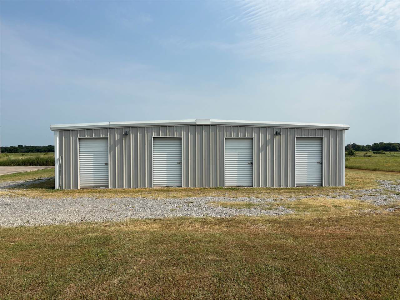 855 G Street - Photo 1