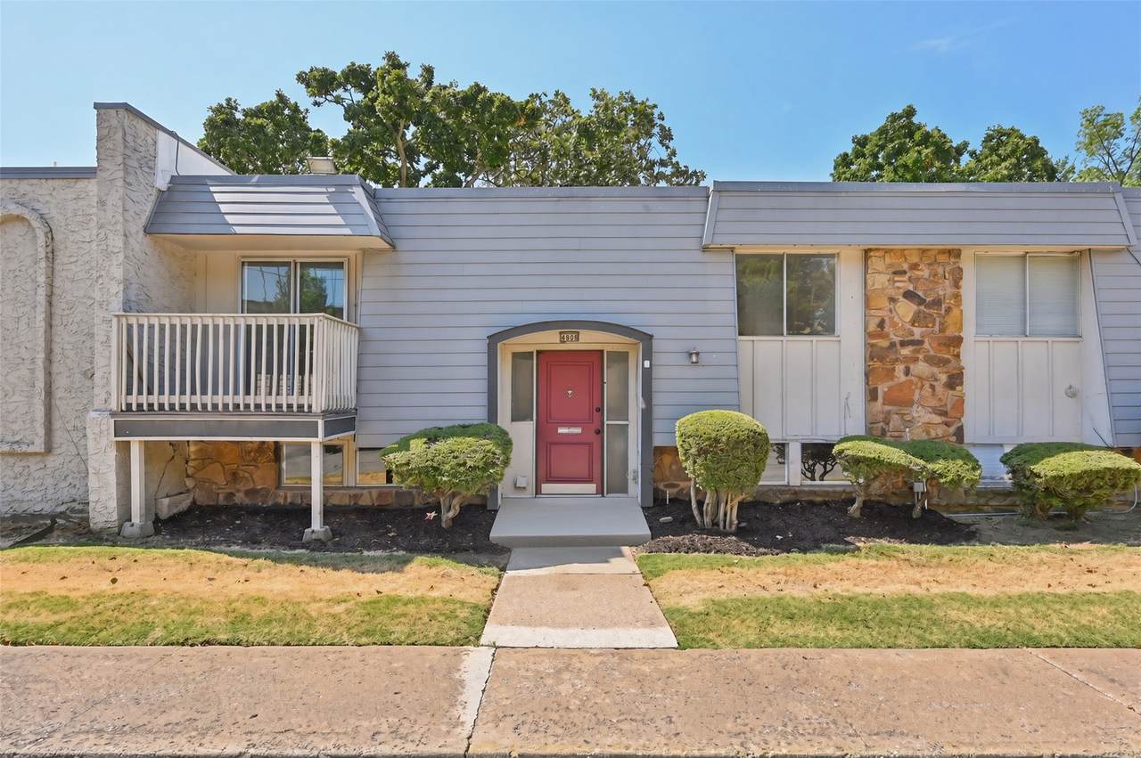 4808 68th Street - Photo 1