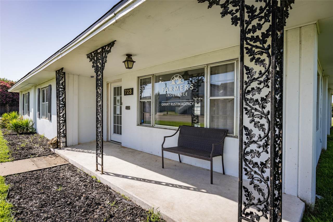 723 Texas Street - Photo 1