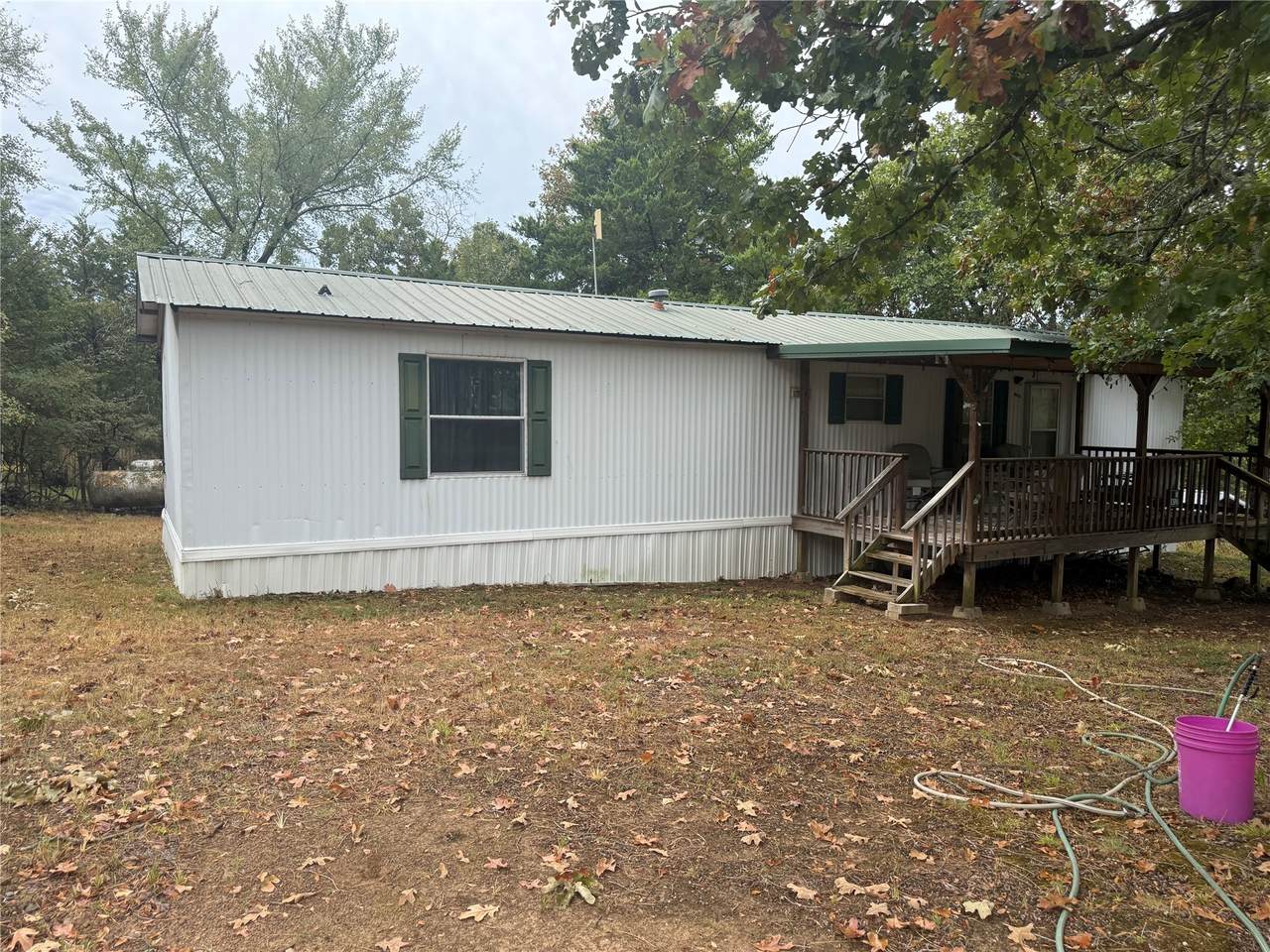 16137 Butterfield - Photo 1