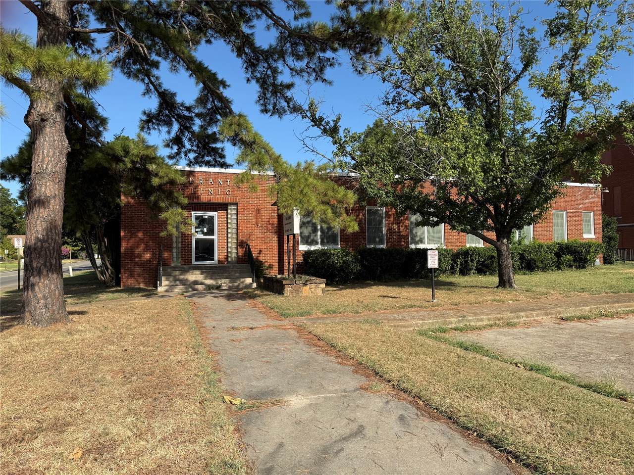 203 16th Avenue - Photo 1