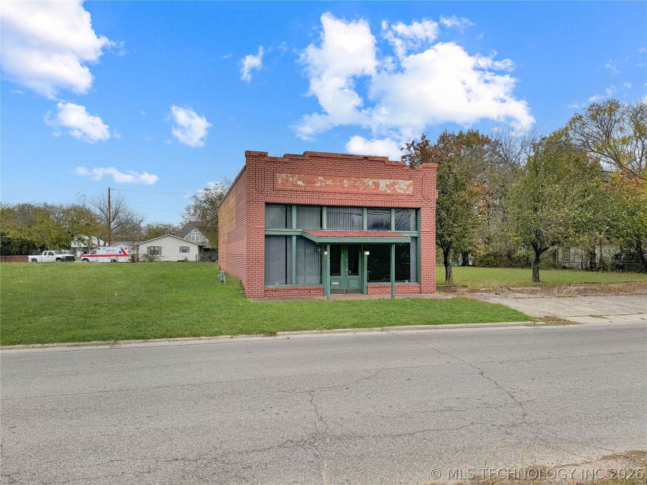 https://bt-photos.global.ssl.fastly.net/tulsa/1280_boomver_1_2631757-2.jpg