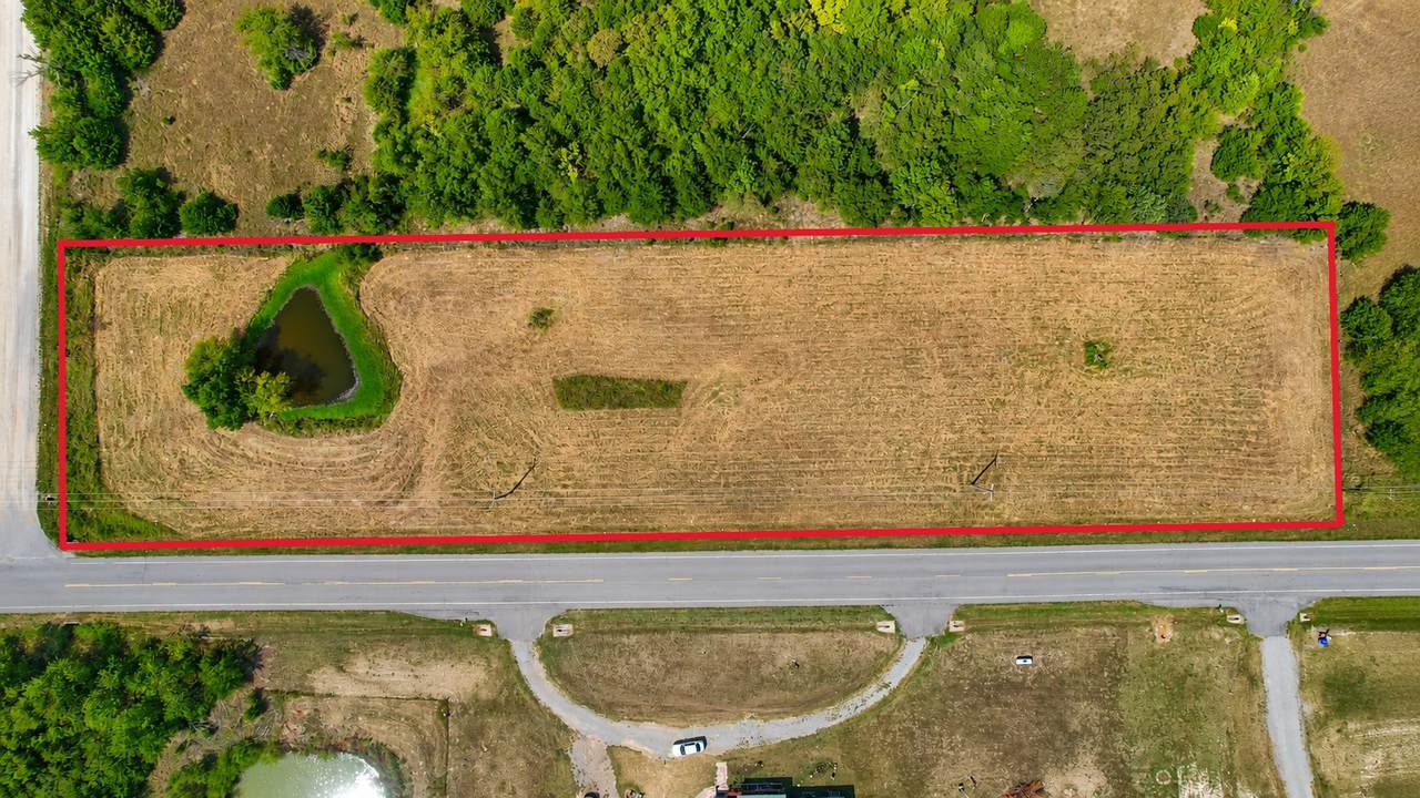 423001 Texanna Road - Photo 1
