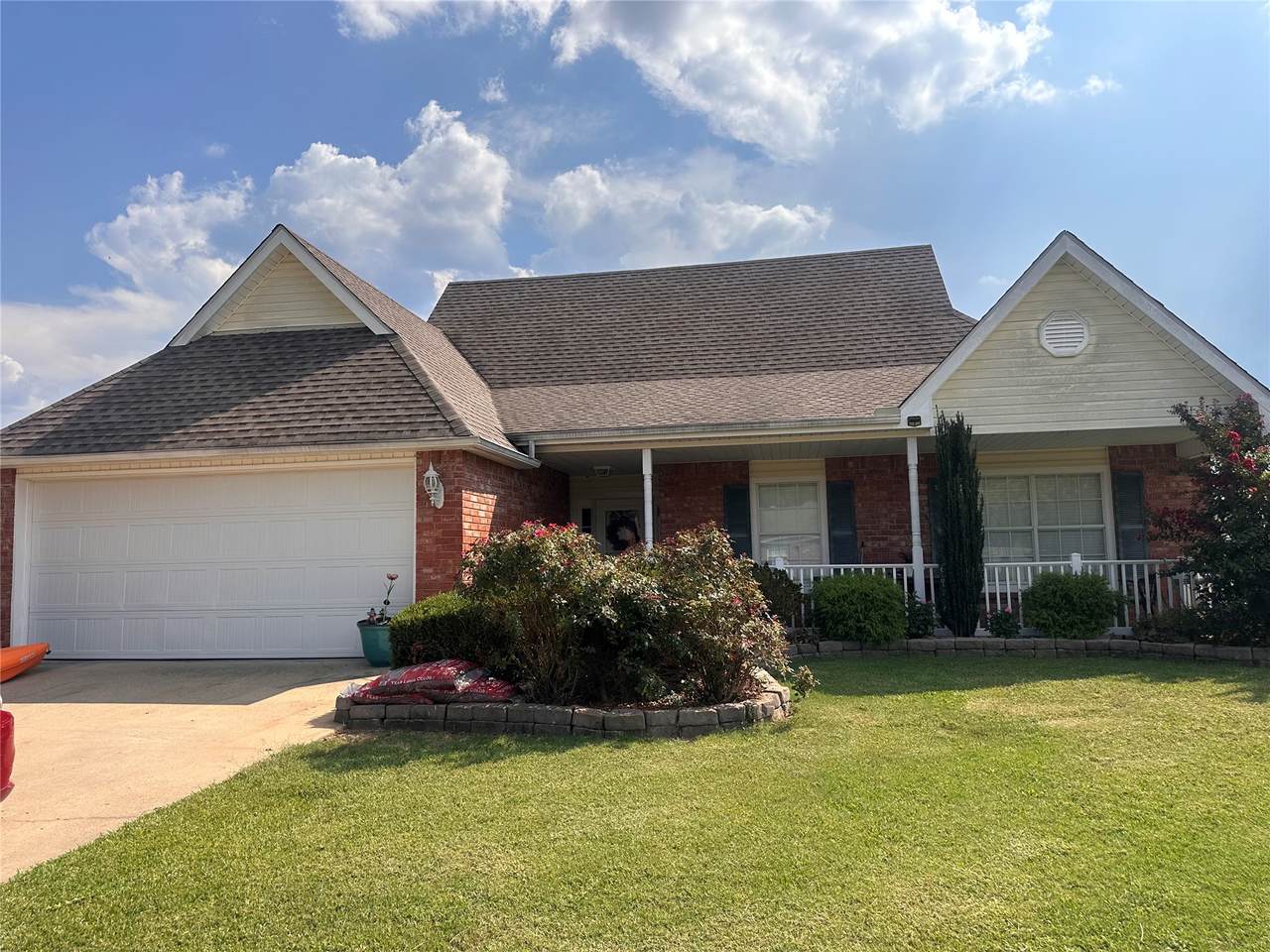 1209 Crystal Lane - Photo 1