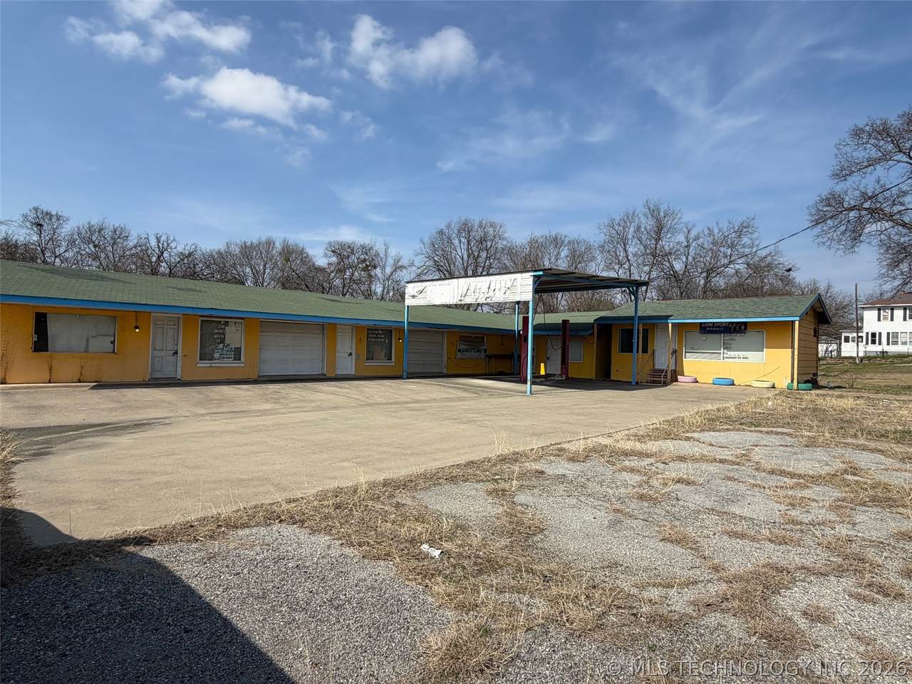 161 Mississippi Avenue - Photo 1