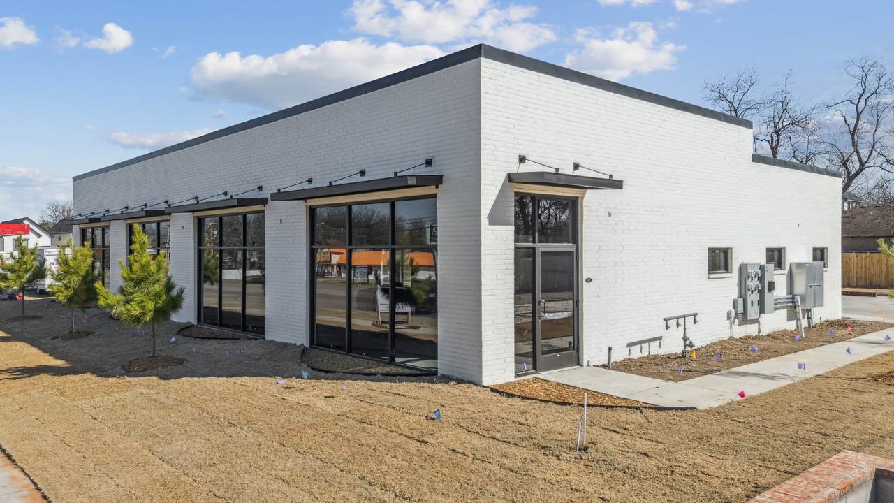 527 El Paso Street - Photo 1
