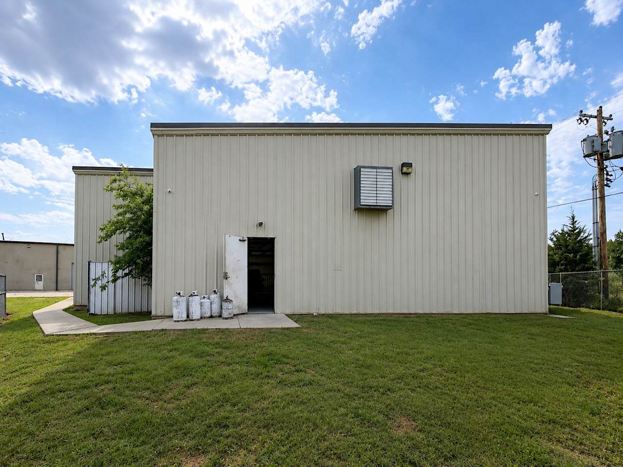 https://bt-photos.global.ssl.fastly.net/tulsa/1280_boomver_1_2635590-2.jpg