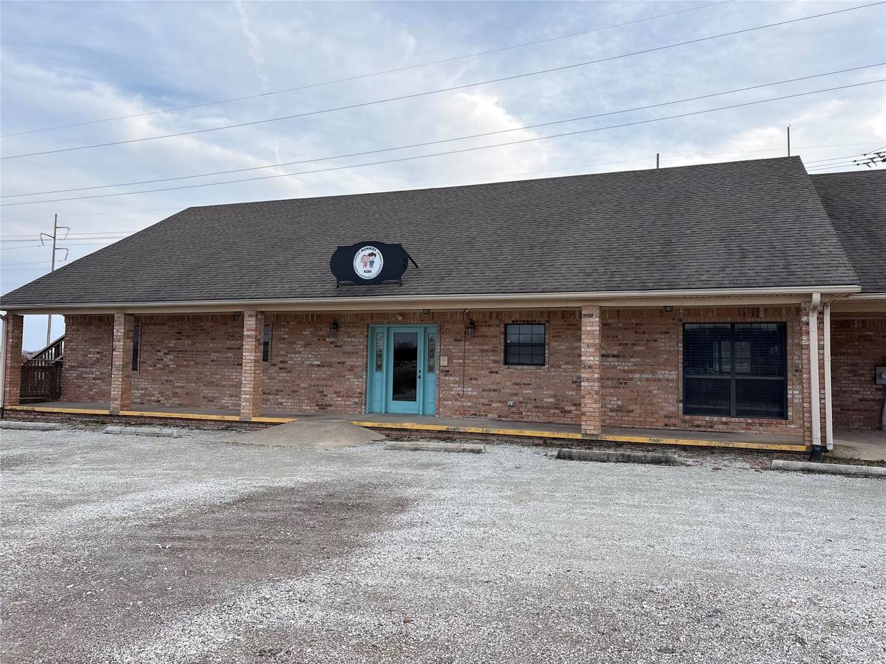 409 Richardson Loop - Photo 1