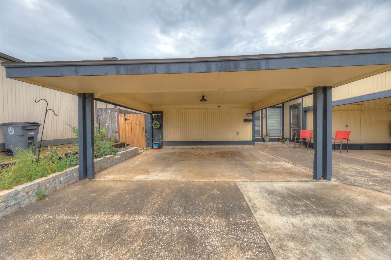 7040 33rd Street - Photo 1