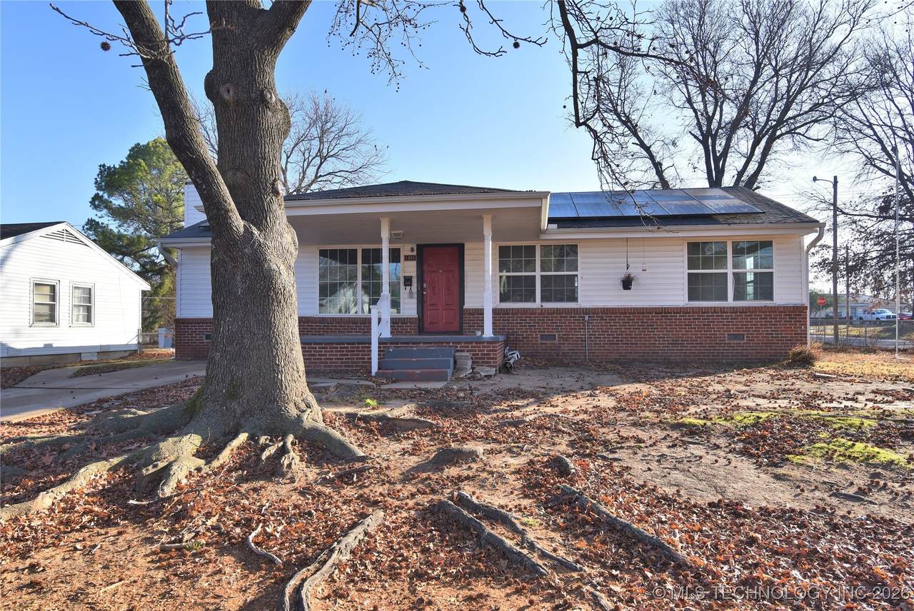 1965 Scott Street - Photo 1