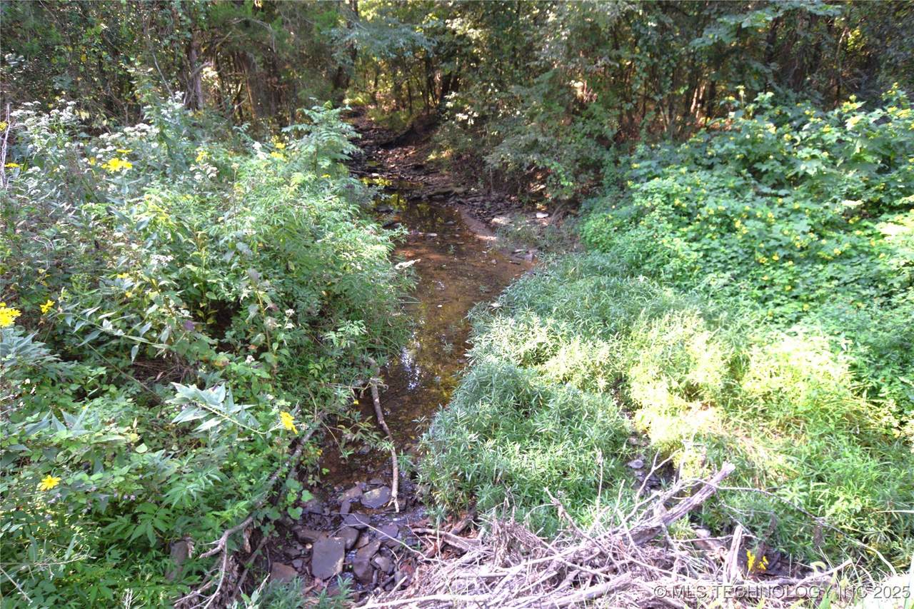 475201 850 Road - Photo 1