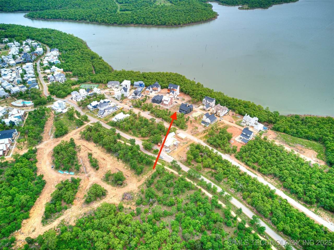 115 Lower Greenway - Photo 1