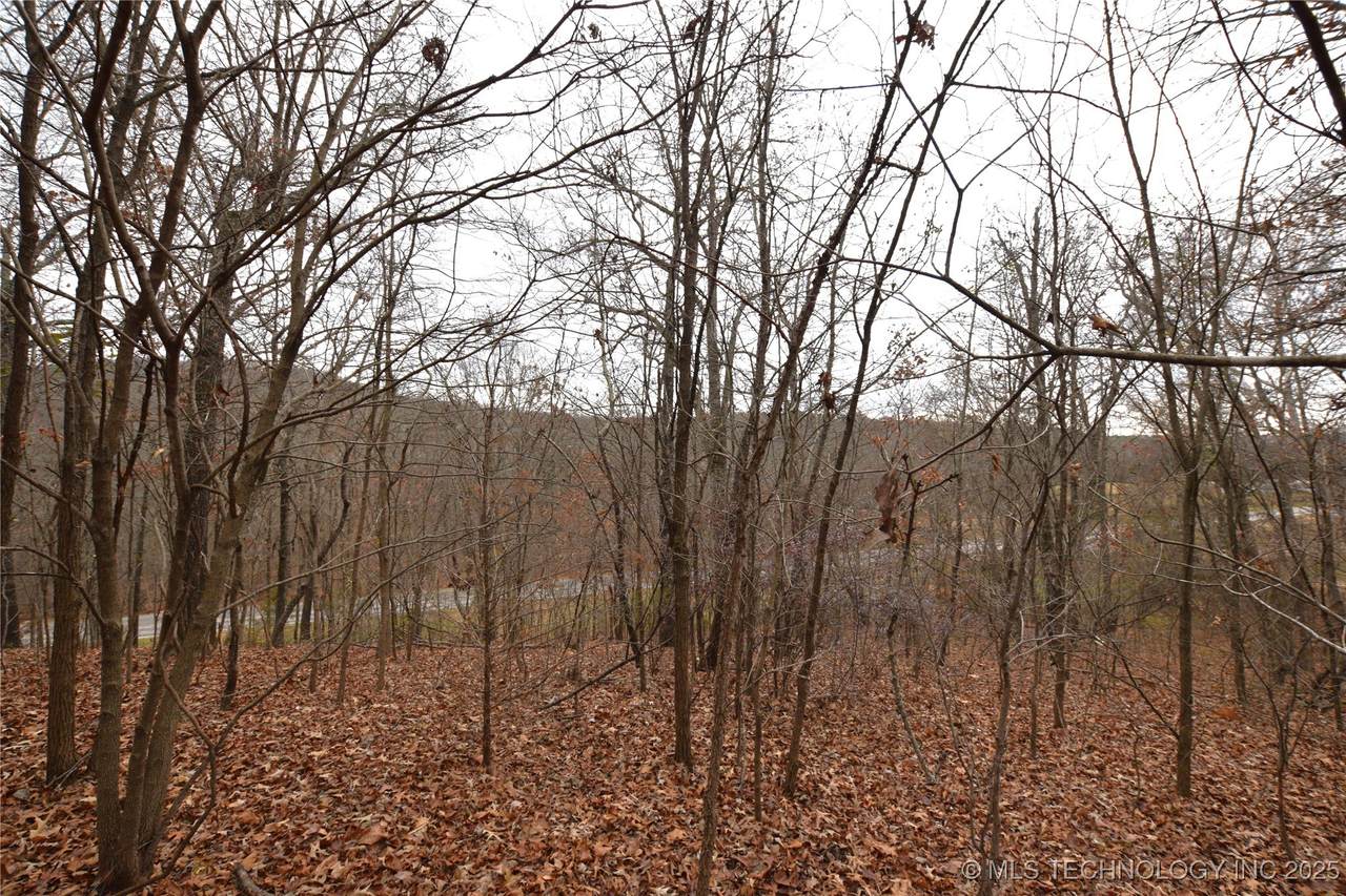 462091 100 Highway - Photo 1