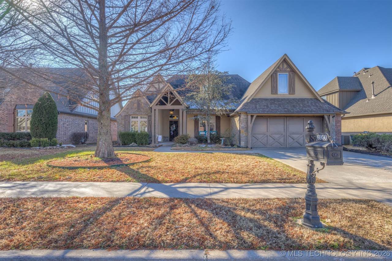 6950 127th Street - Photo 1
