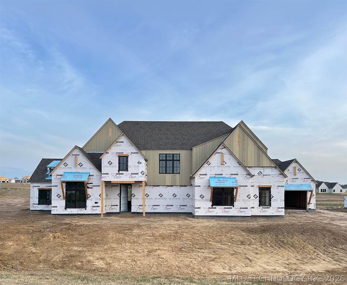 8519 109th Street North - Photo 1