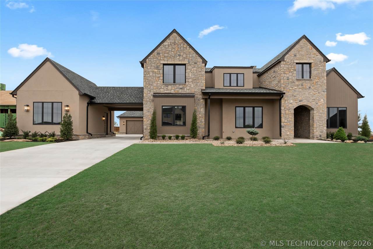 13828 Date Street - Photo 1