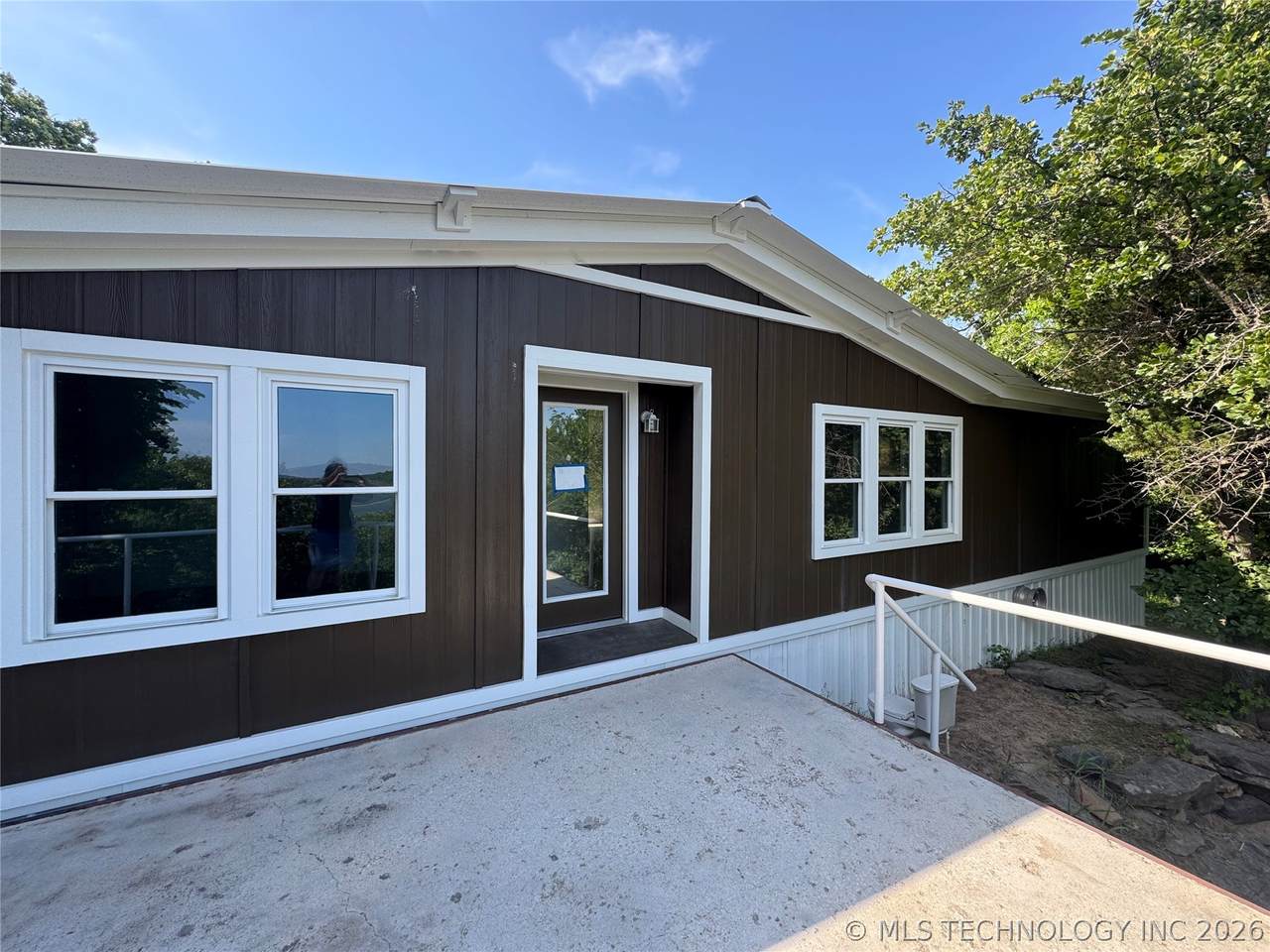 89 Scenic Lane - Photo 1