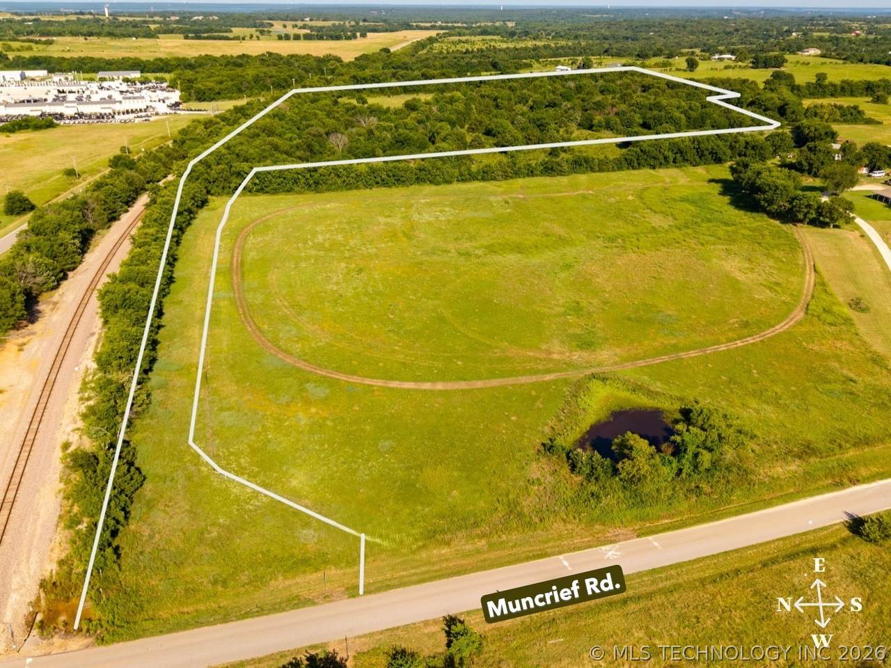 11762 Muncrief Road - Photo 1