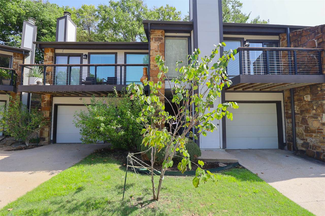 1523 Riverside Drive - Photo 1