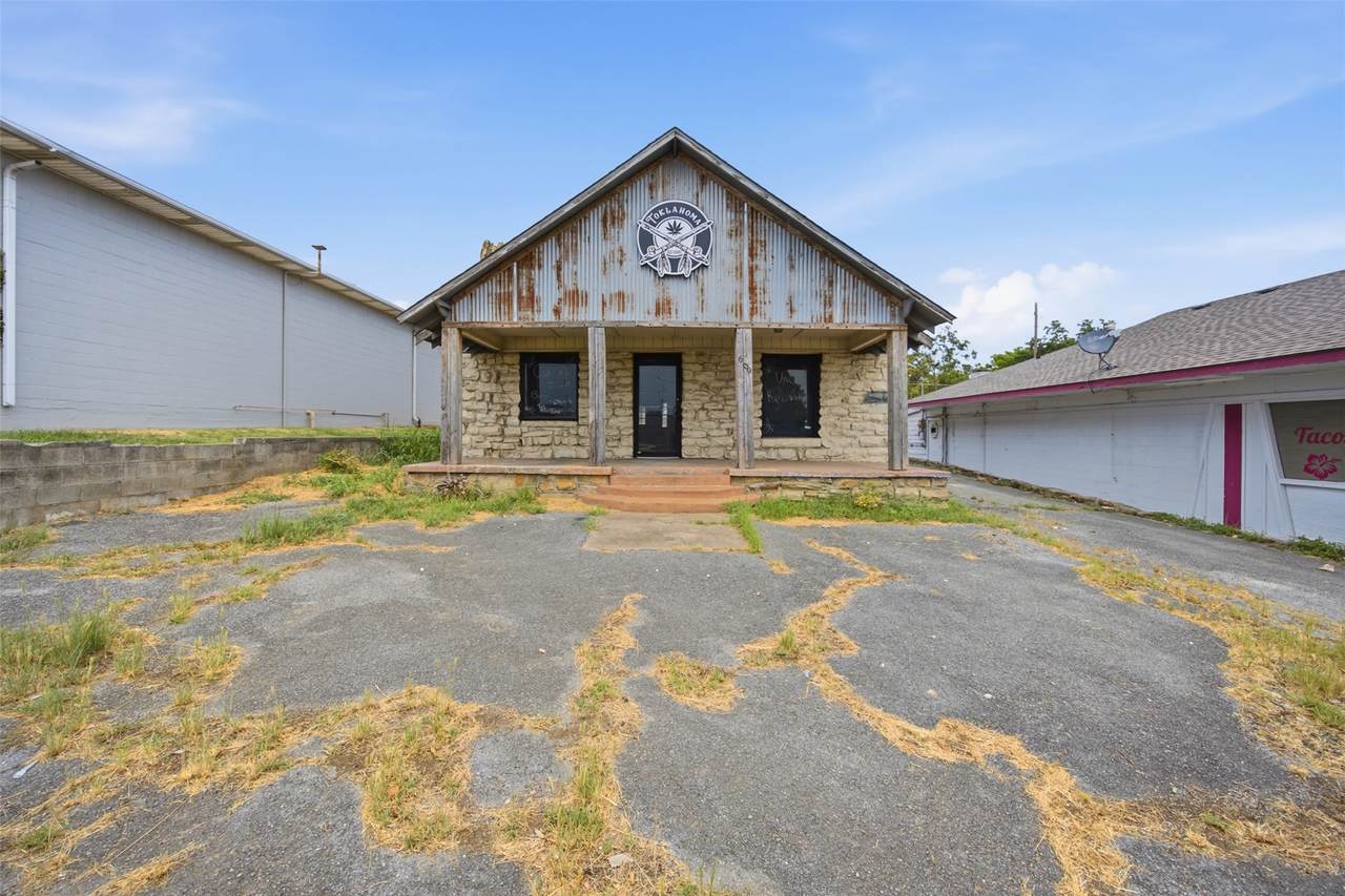 609 Carl Albert Parkway - Photo 1