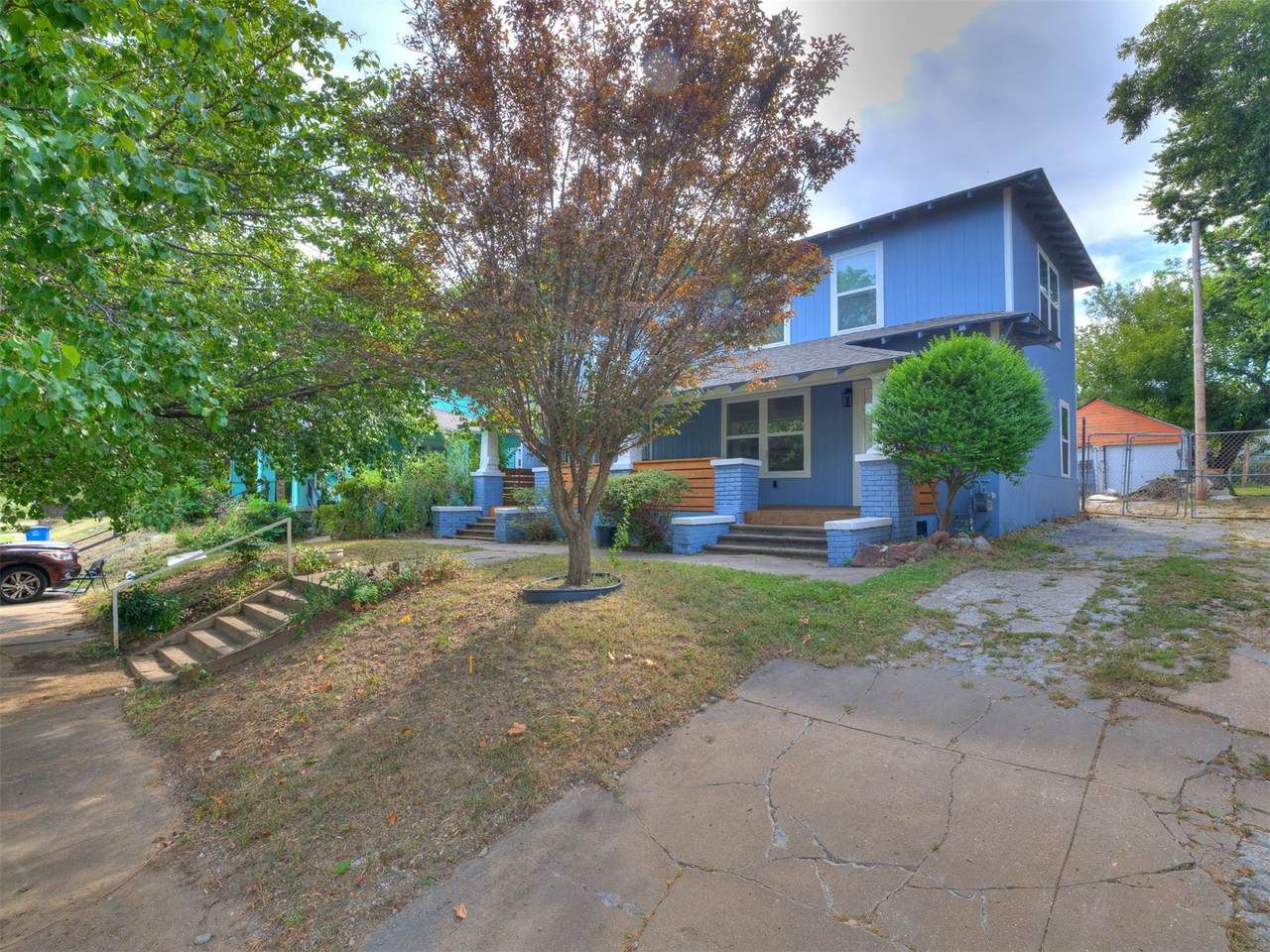 64 Gillette Avenue - Photo 1
