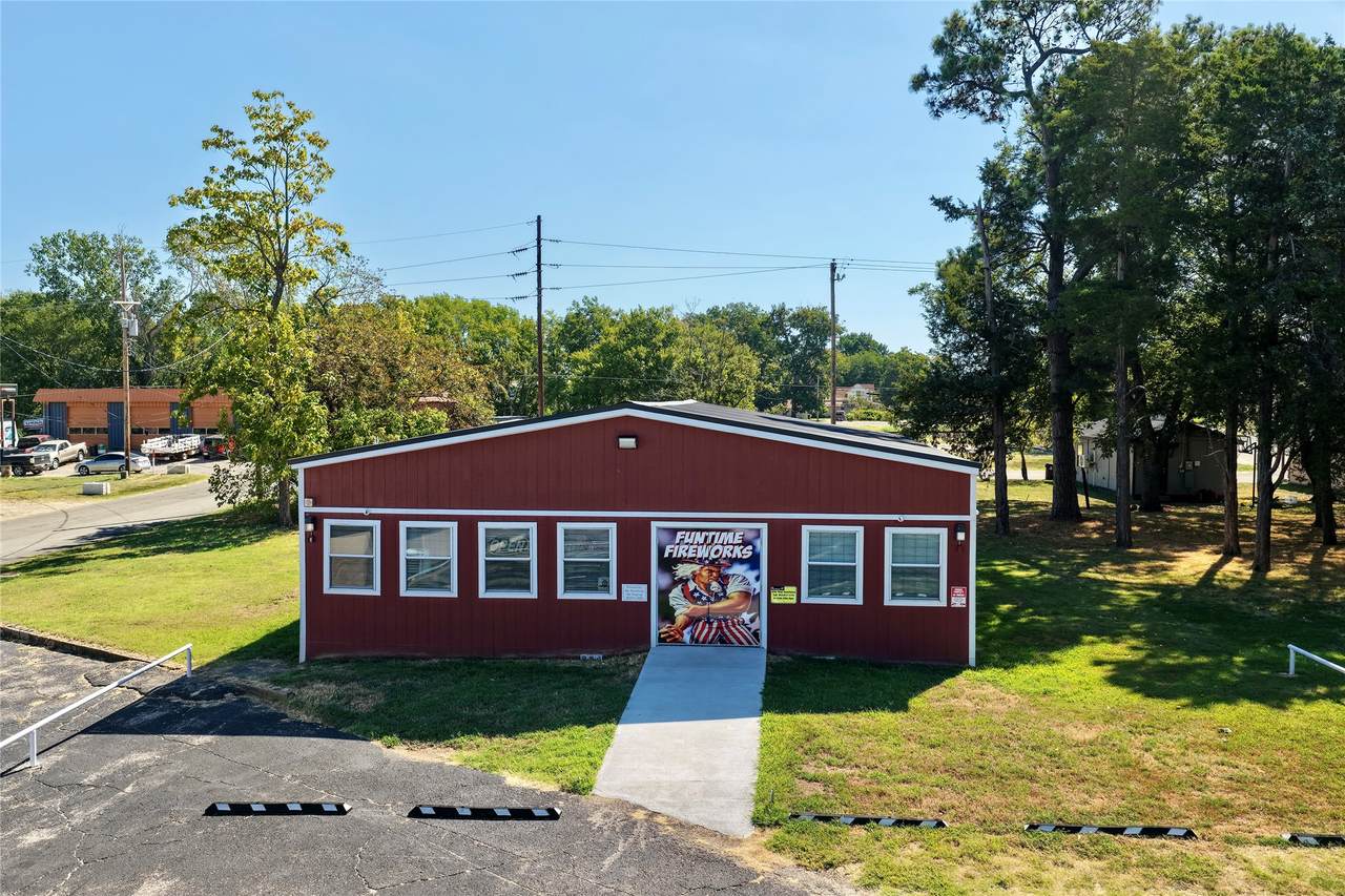 514 Main Street - Photo 1