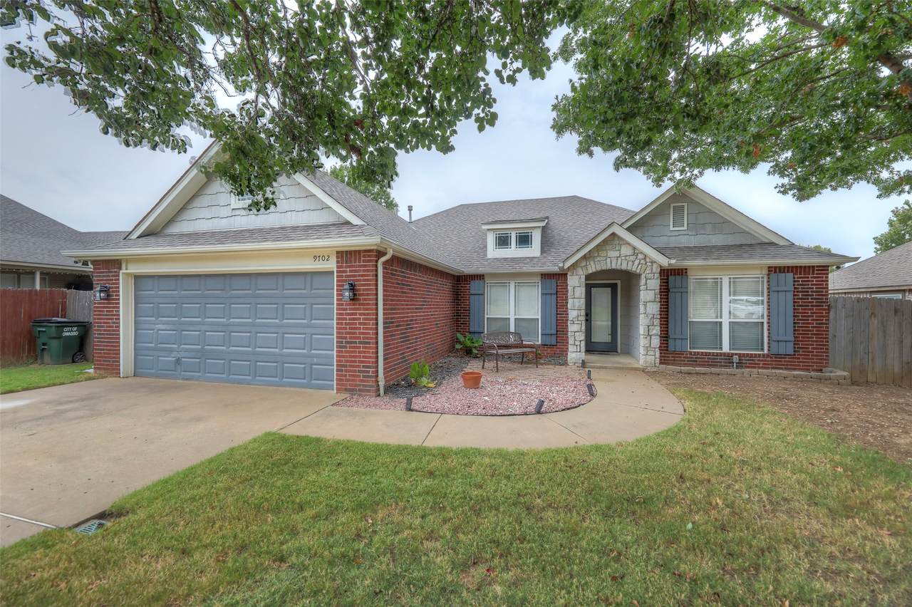 9702 99th East Avenue - Photo 1