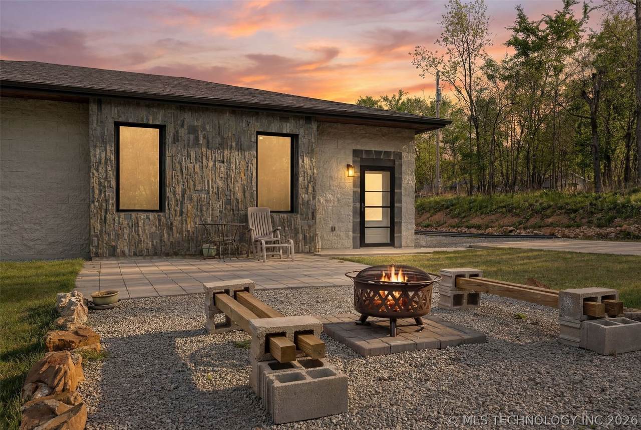 1616 Battle Drive - Photo 1