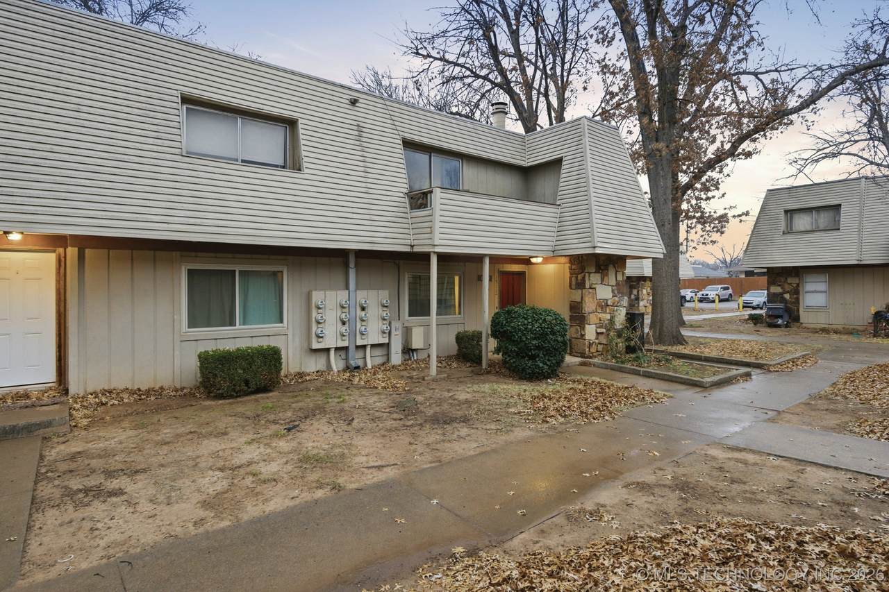 2215 67th Street - Photo 1