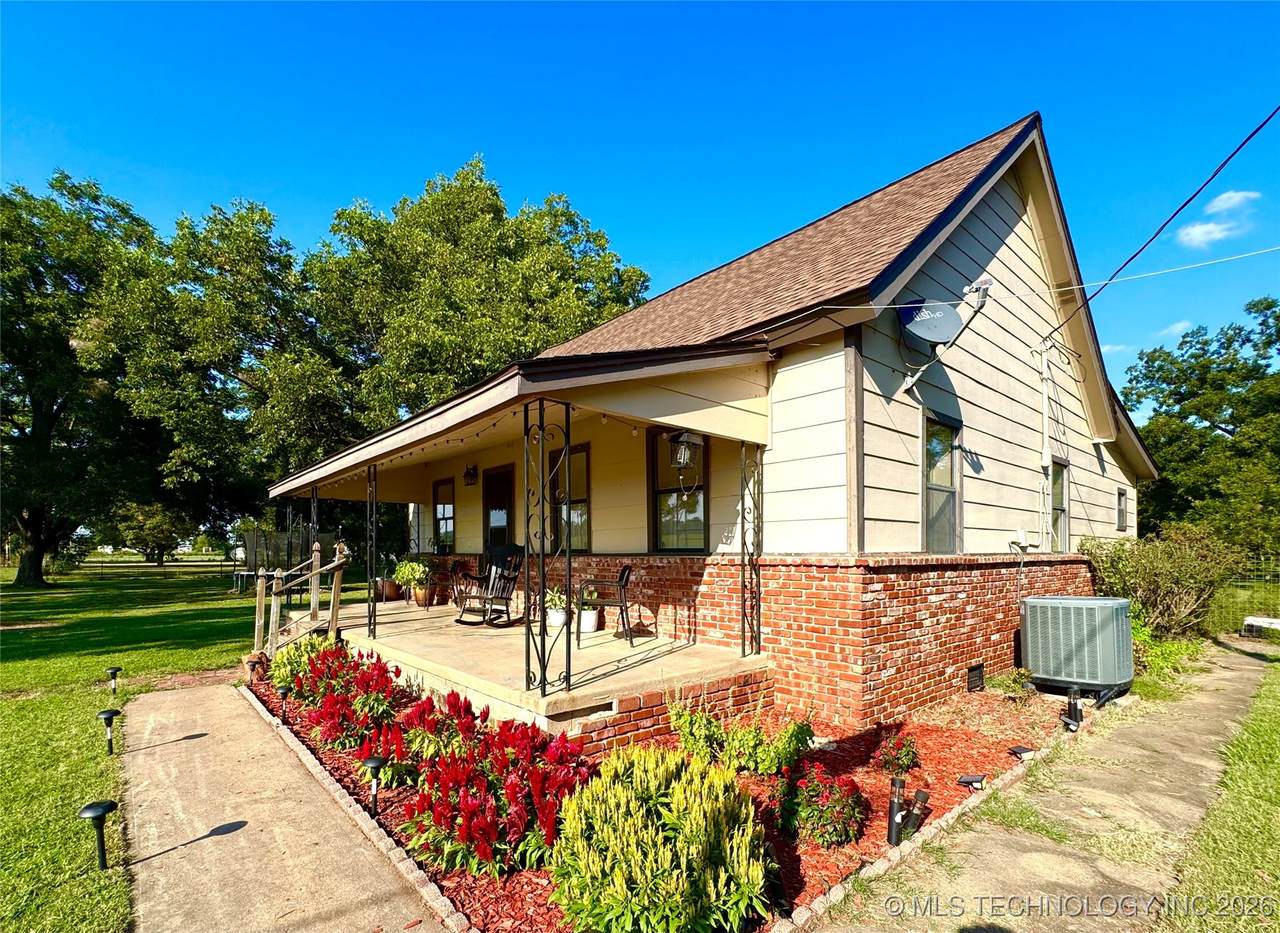 17405 Garnett Road - Photo 1