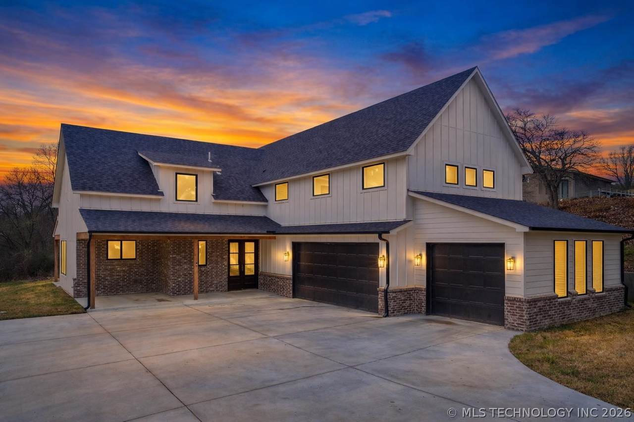 1000 Moccasin Place - Photo 1
