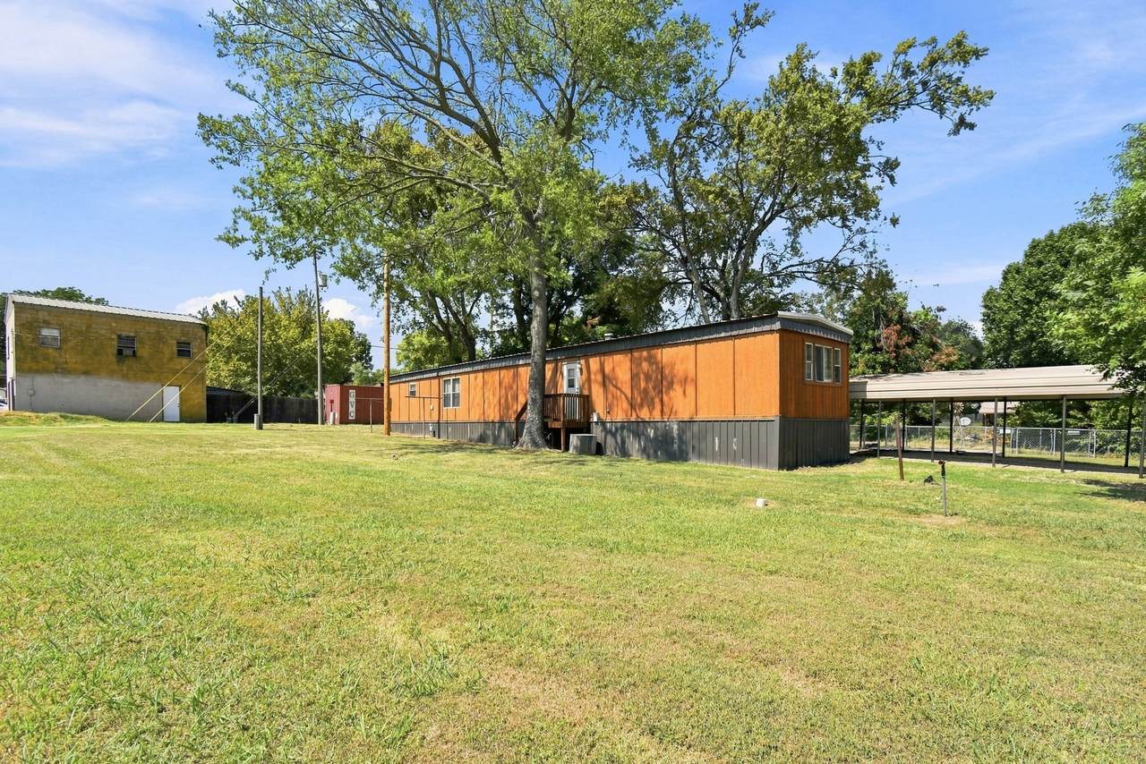 602 Jordan Street - Photo 1